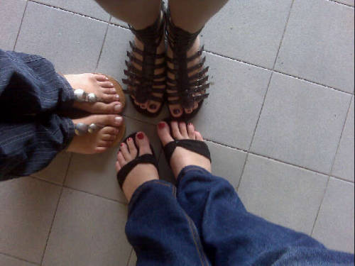 My cousins and I… funny, we NEVER wear sandals…